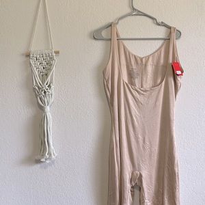 NWT Spanx Body Suit Size 3X